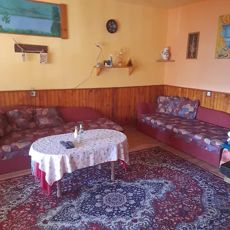 Grand Ruzina Domek alpejski Divín